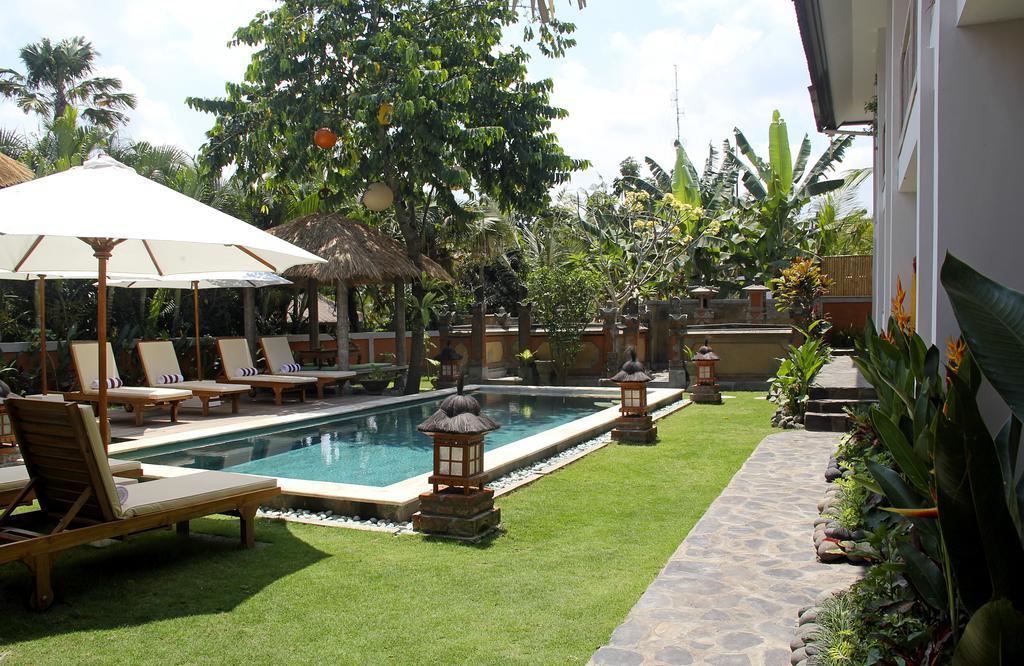 Papaya Guesthouse Canggu  Luaran gambar