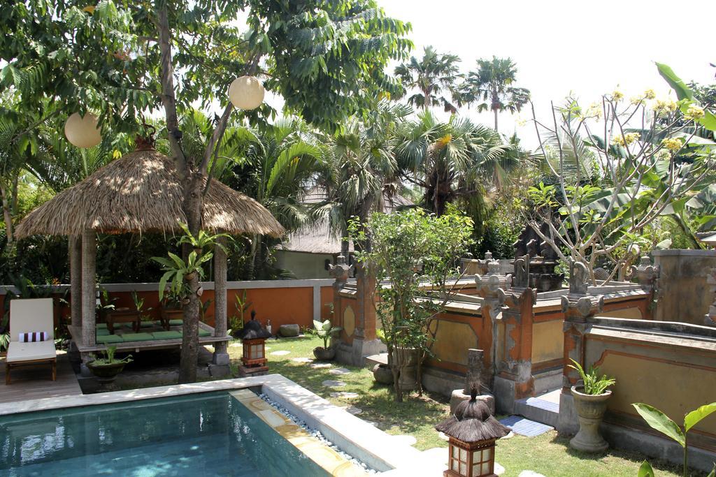 Papaya Guesthouse Canggu  Luaran gambar